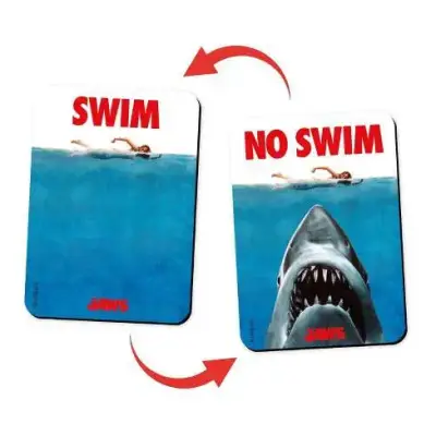 Figurine jaws double sided magnet